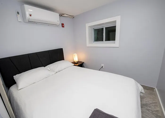 Spectacular Times Square 5 Bedroom Duplex Oasis